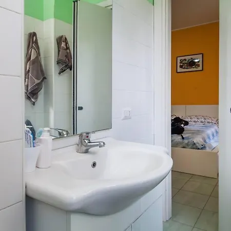 Monolocale Vicino Nuova Mm5 Apartment *